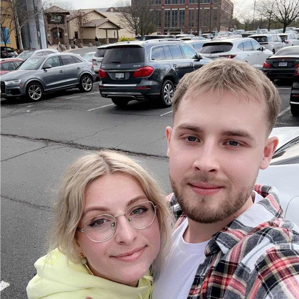 Meet your Posher, Logan